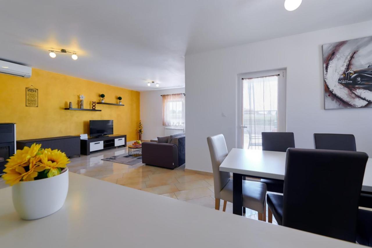 House Paola Villa Bibici Екстериор снимка